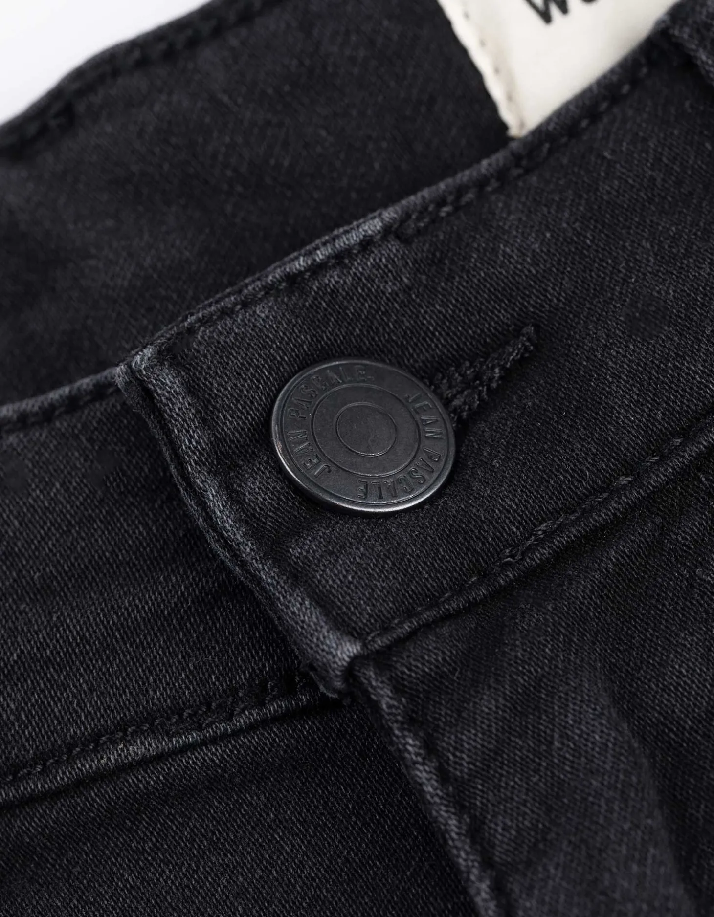 Denim short - Vaste pijpomslag - zwart