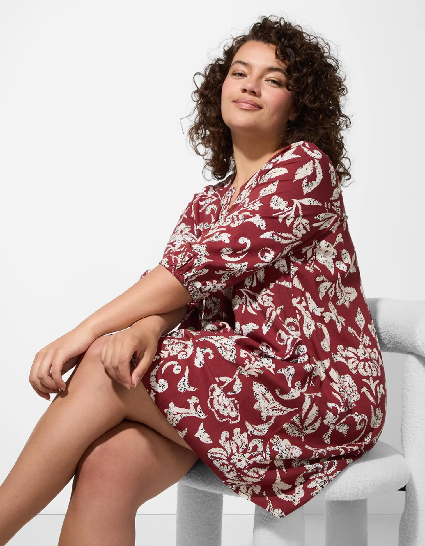 Jurk - Motief all-over - donkerrood