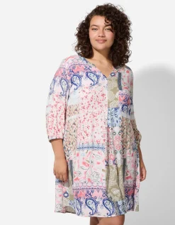 Jurk - Motief all-over - wit