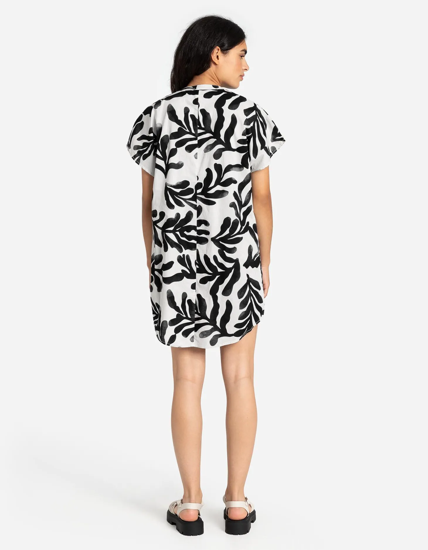 Jurk - Oversized schouders - wit