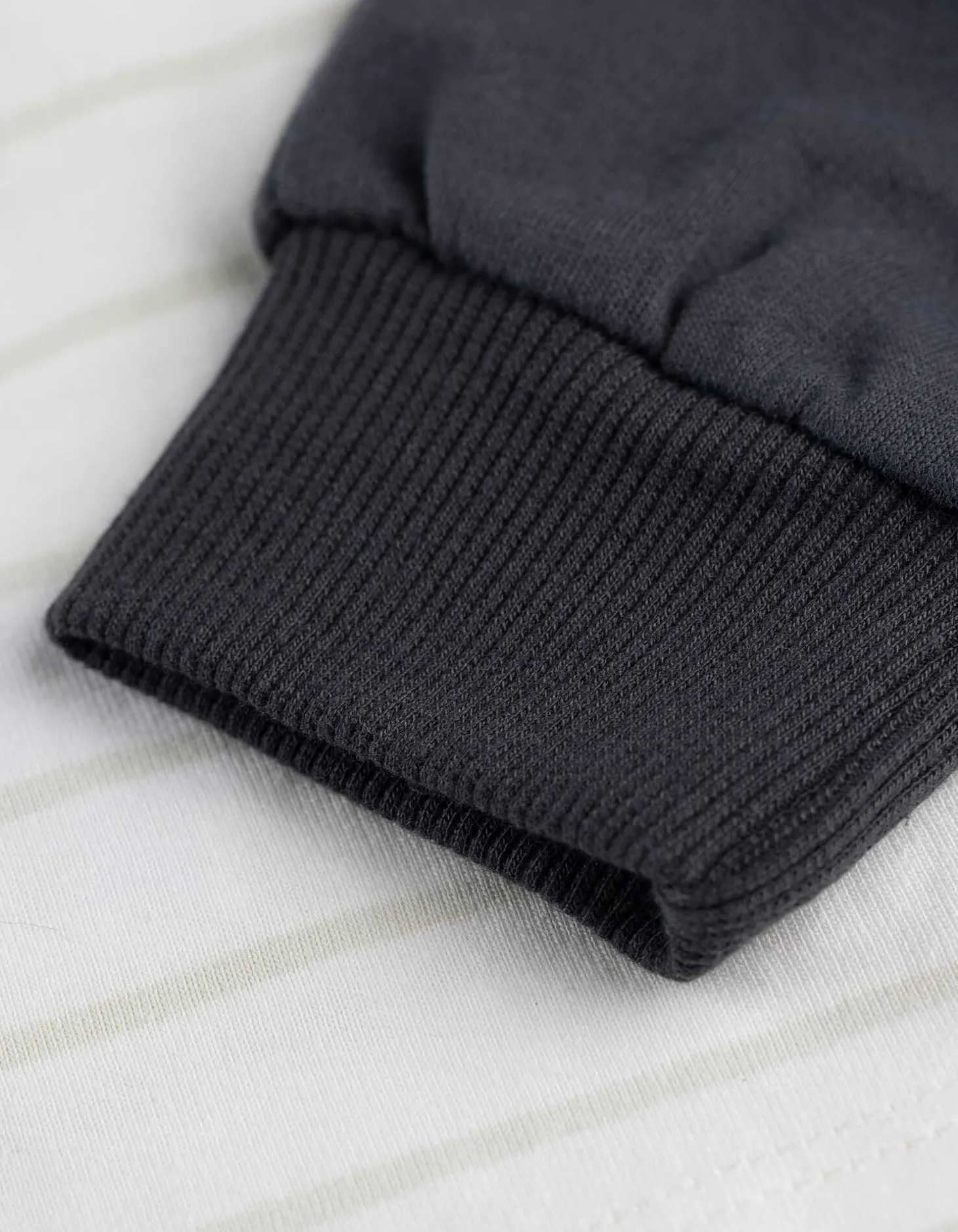 Set van longsleeve en broek - Strepen - wit