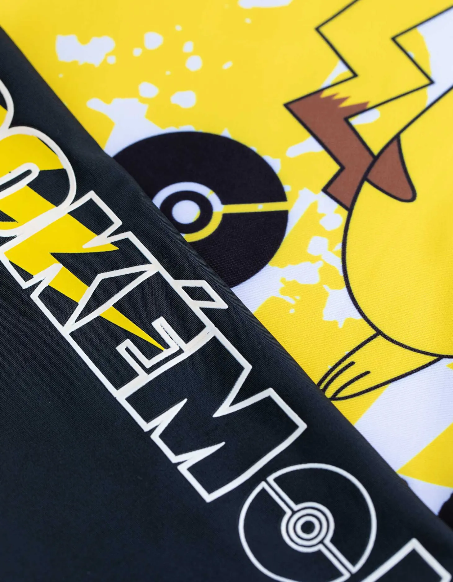 Set van UV-shirt en UV-broek - Pokémon - geel