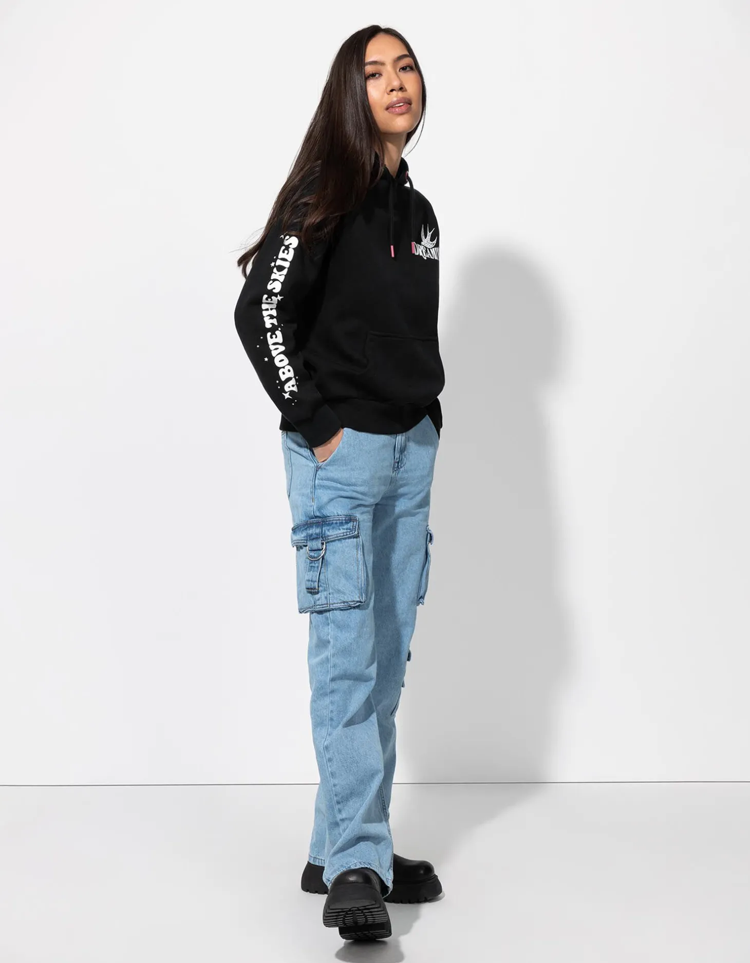Sweatshirt - Print op rug - zwart
