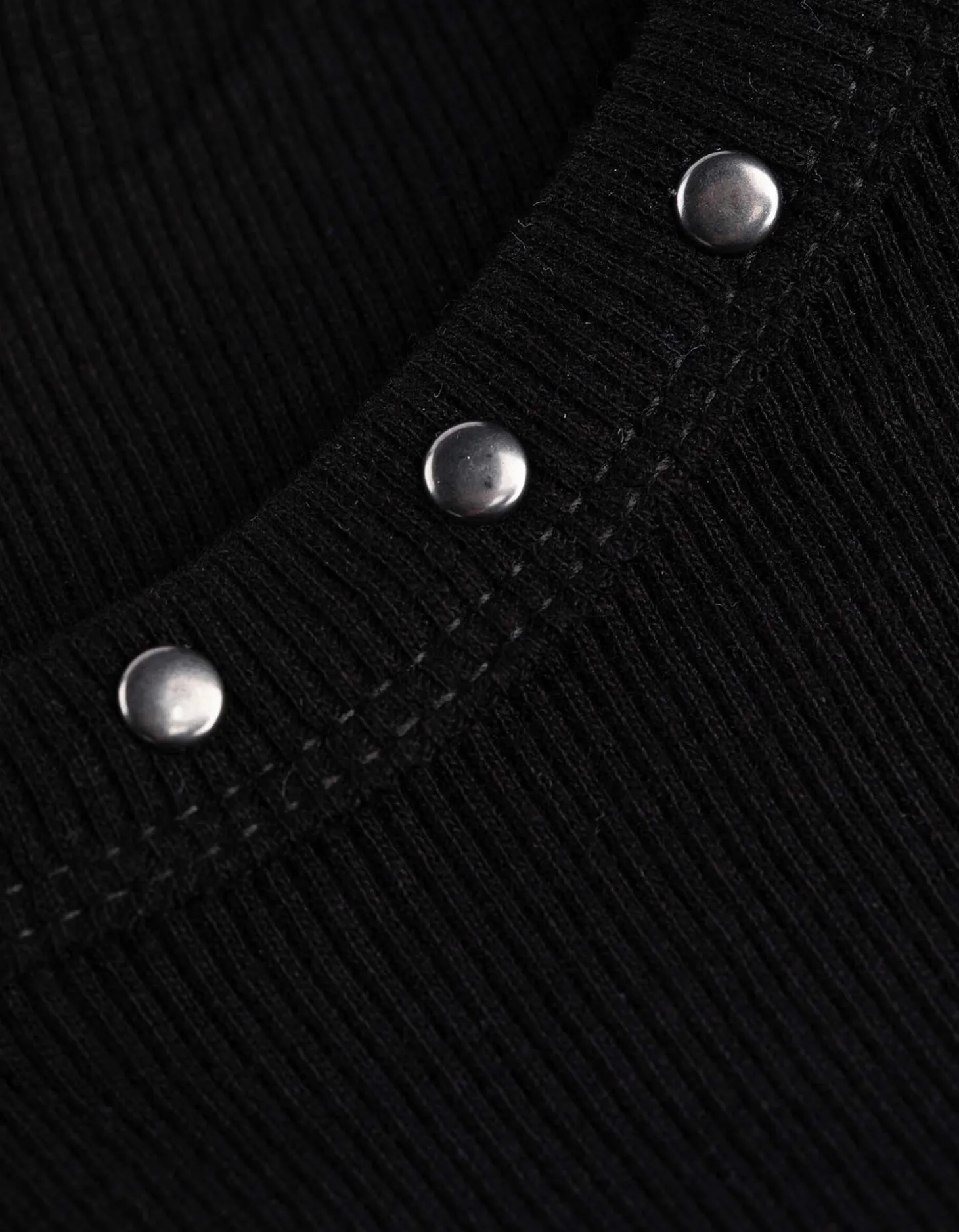 Top - Met studs - zwart