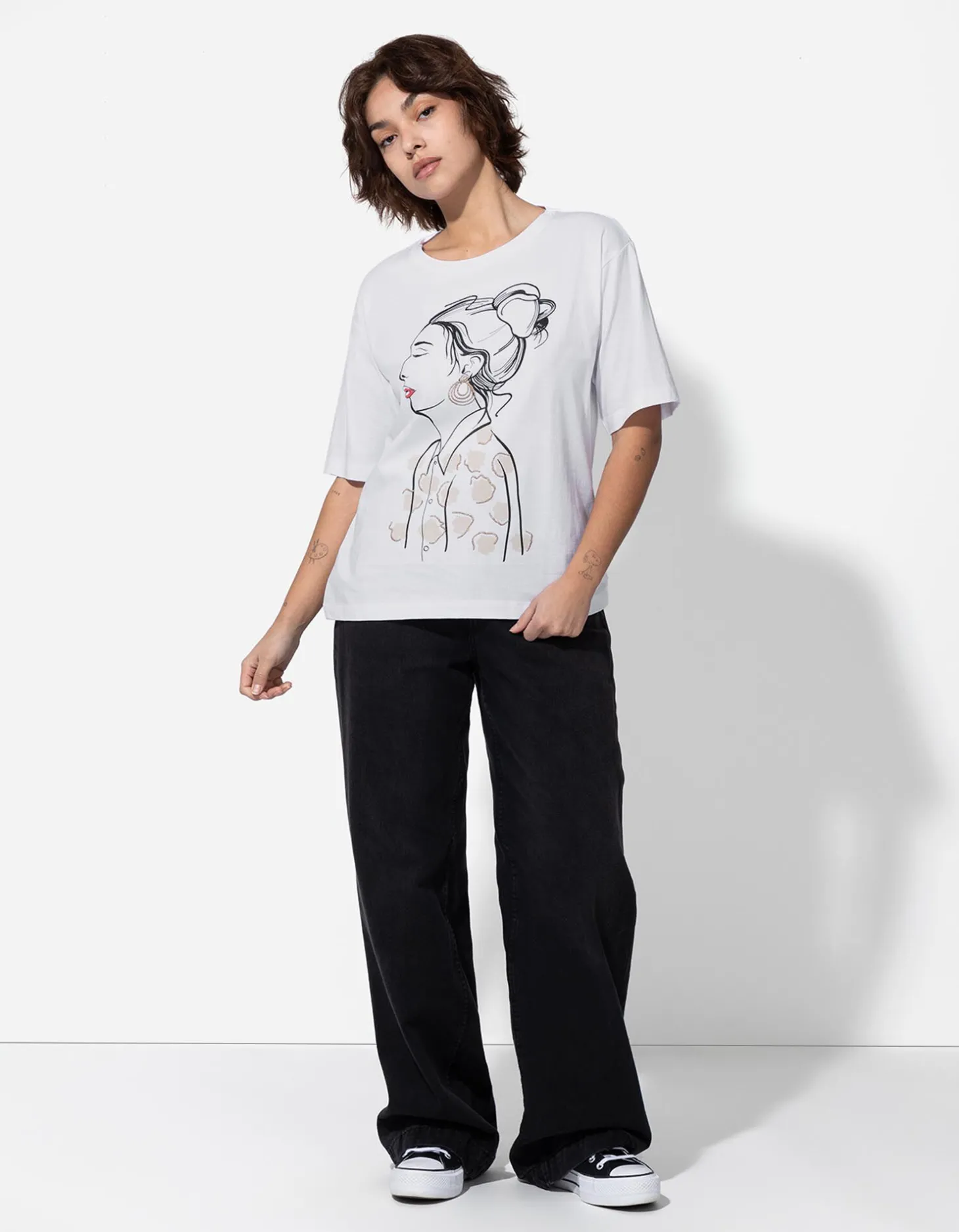 T-shirt - Borduursels - wit