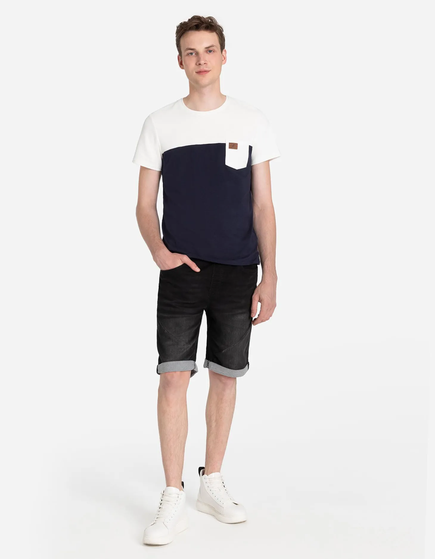 T-shirt - Borstzak - donkerblauw