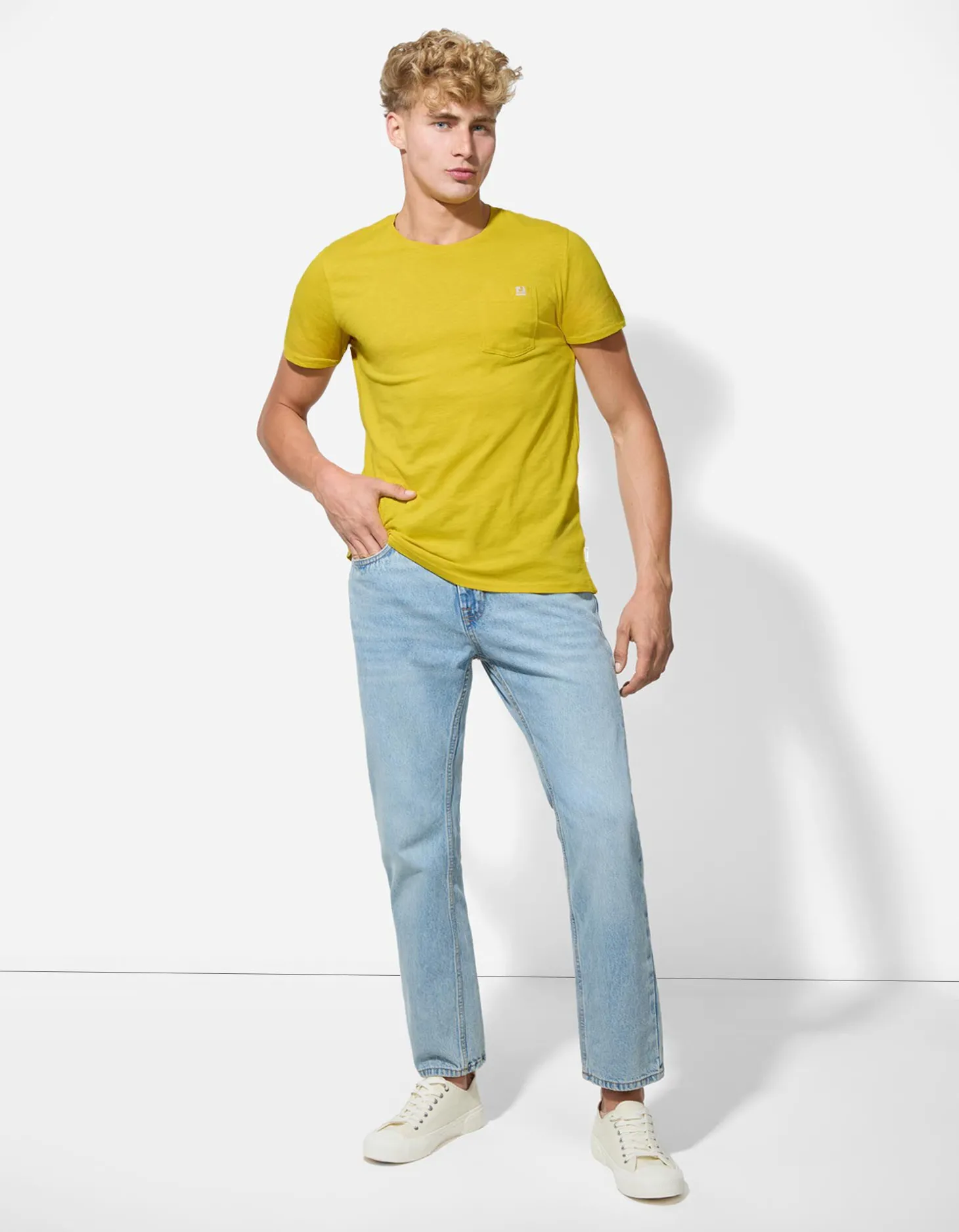 T-shirt - Borstzak - geel