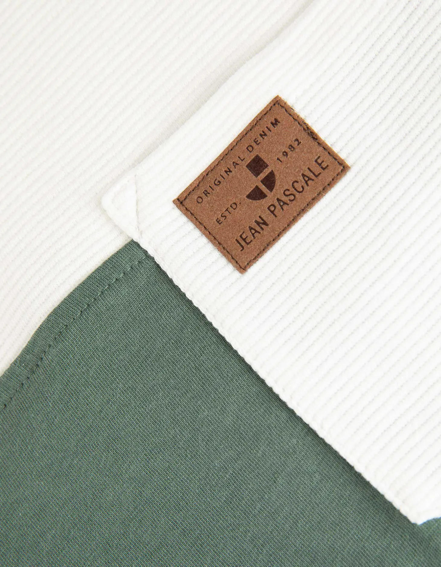 T-shirt - Borstzak - groen