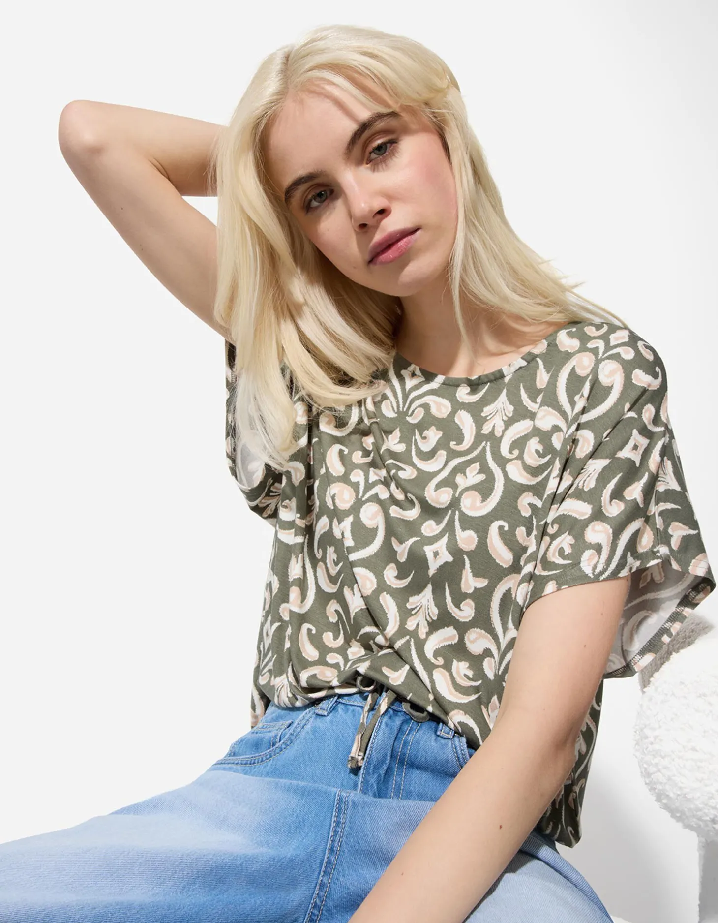 T-shirt - Geknoopt detail - groen