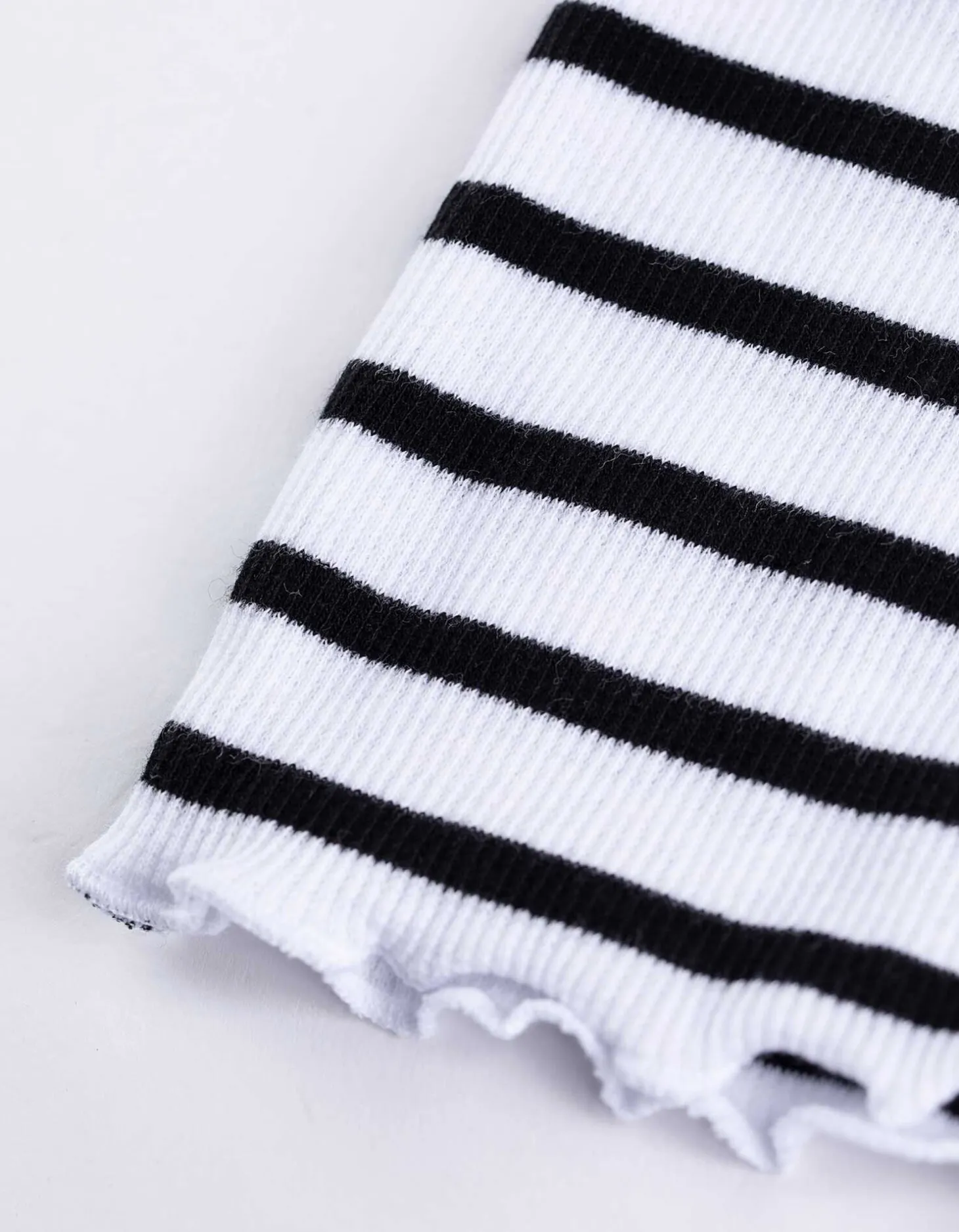 T-shirt - Geribde structuur - zwart