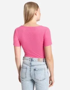T-shirt - Hals met cut-out - pink