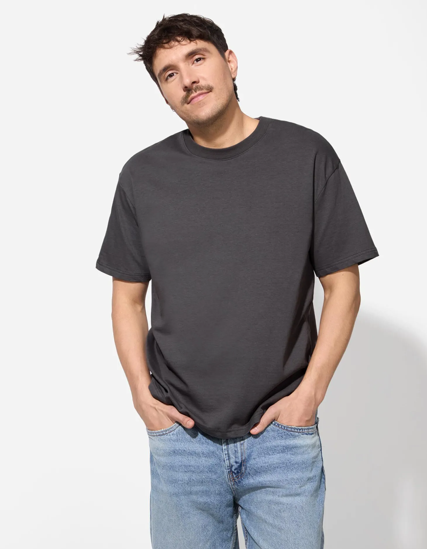 T-shirt - Oversized fit - donkergrijs