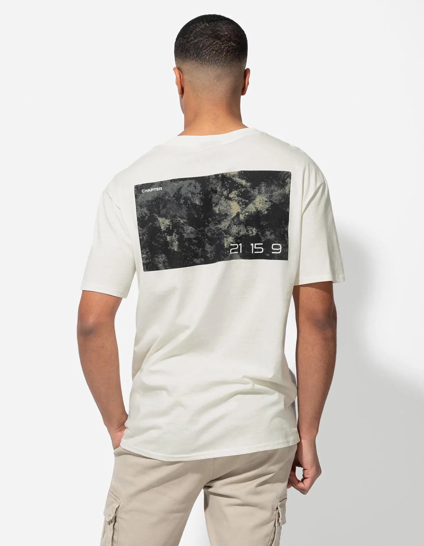 T-shirt - Print op rug - wit