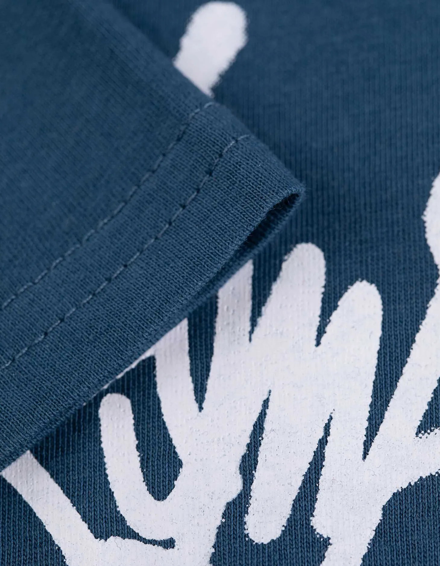 T-shirt - Vooropdruk - donkerblauw