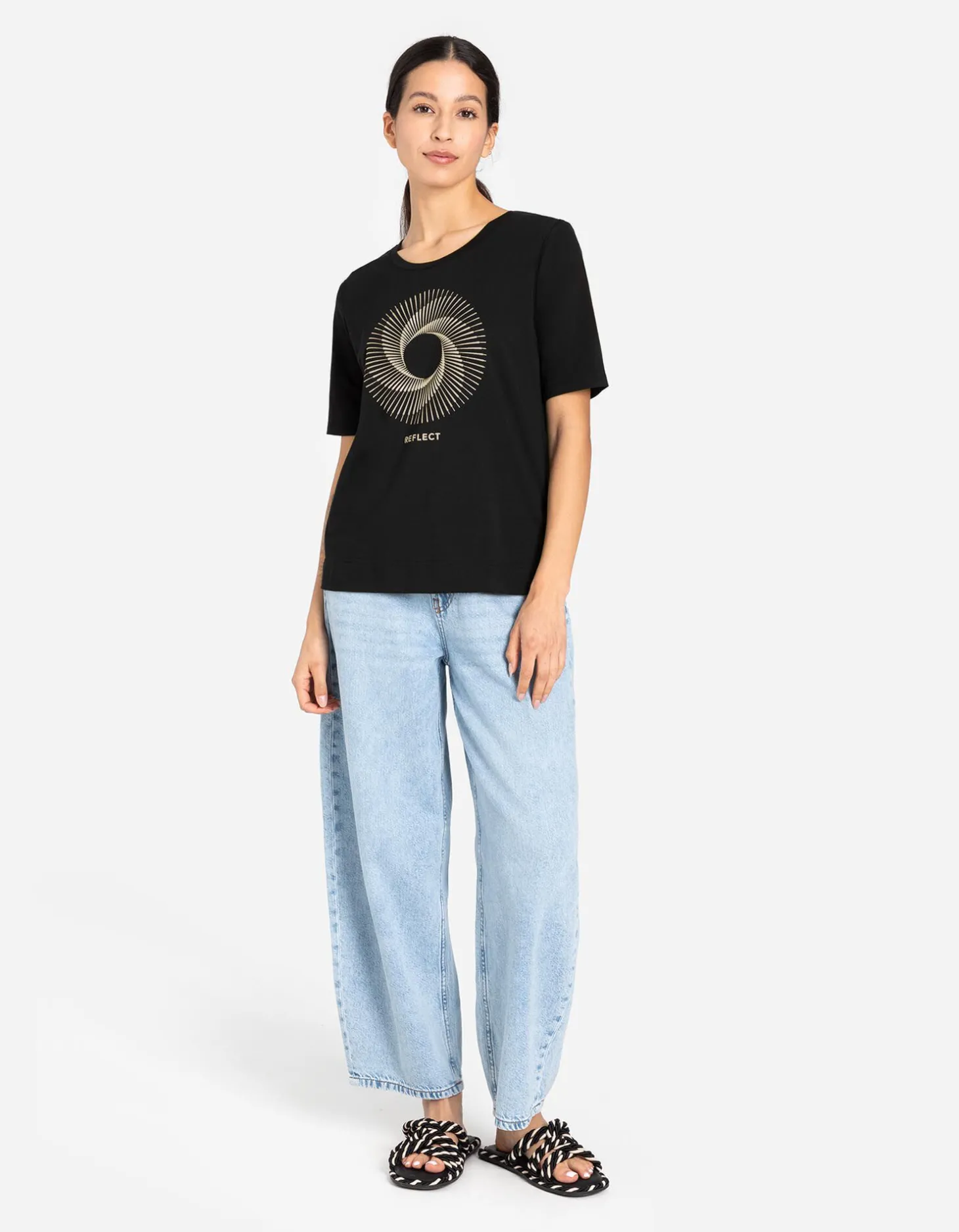 T-shirt - Vooropdruk - zwart